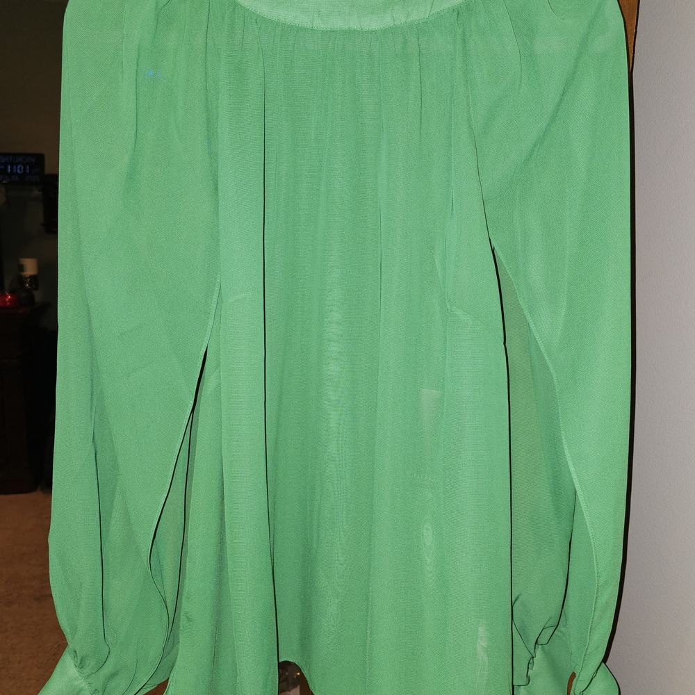 Eloquii Green Blouse with Elegant Design